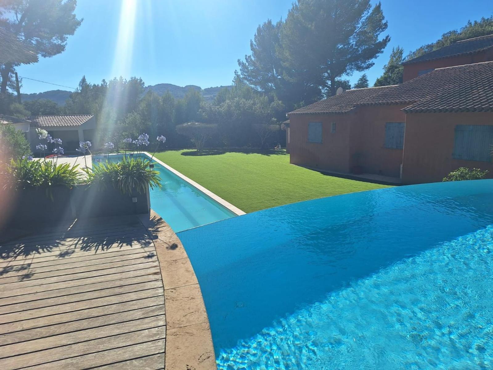 La Maison Du Castellet 勒卡斯特雷特 外观 照片