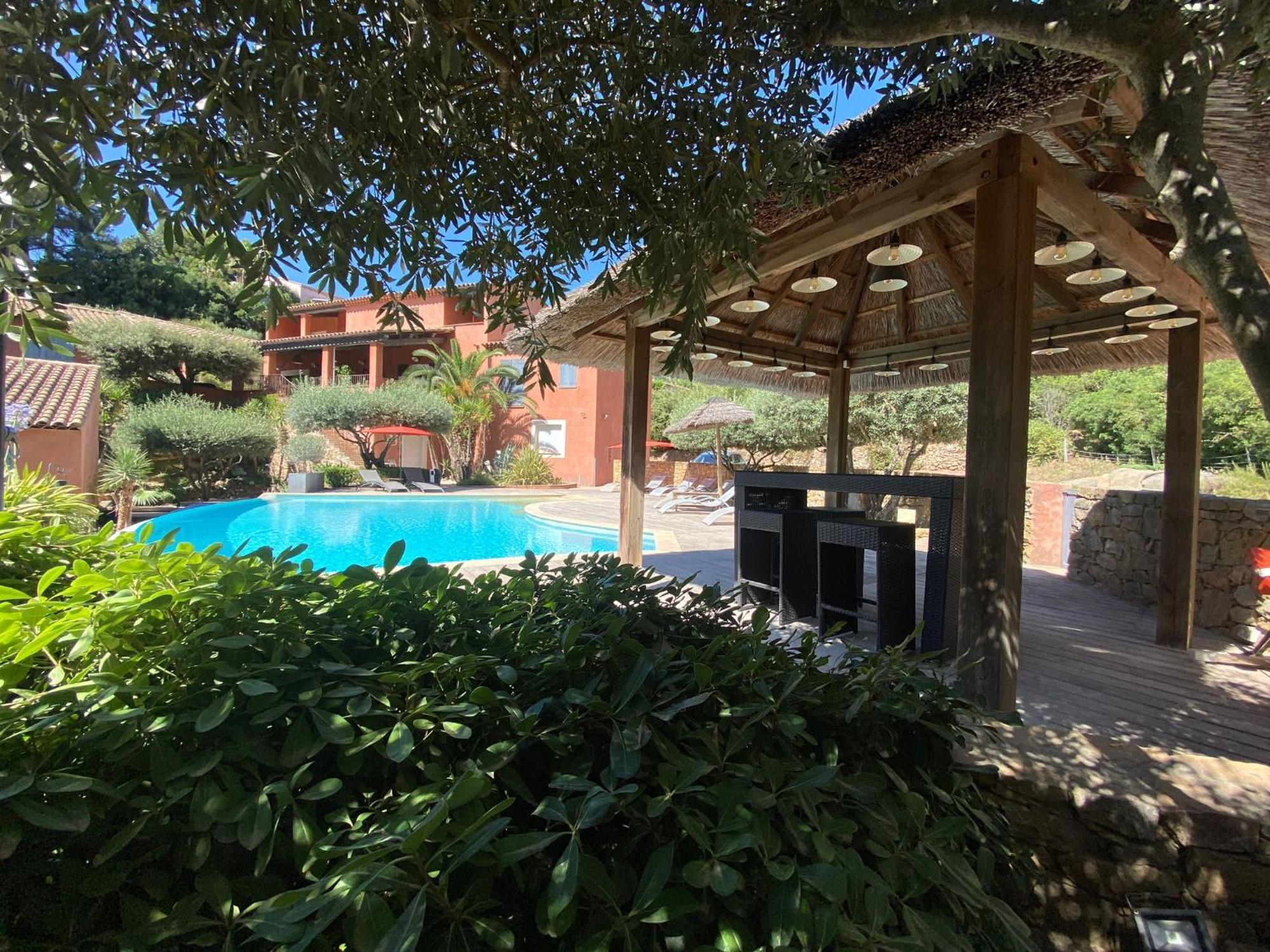 La Maison Du Castellet 勒卡斯特雷特 外观 照片