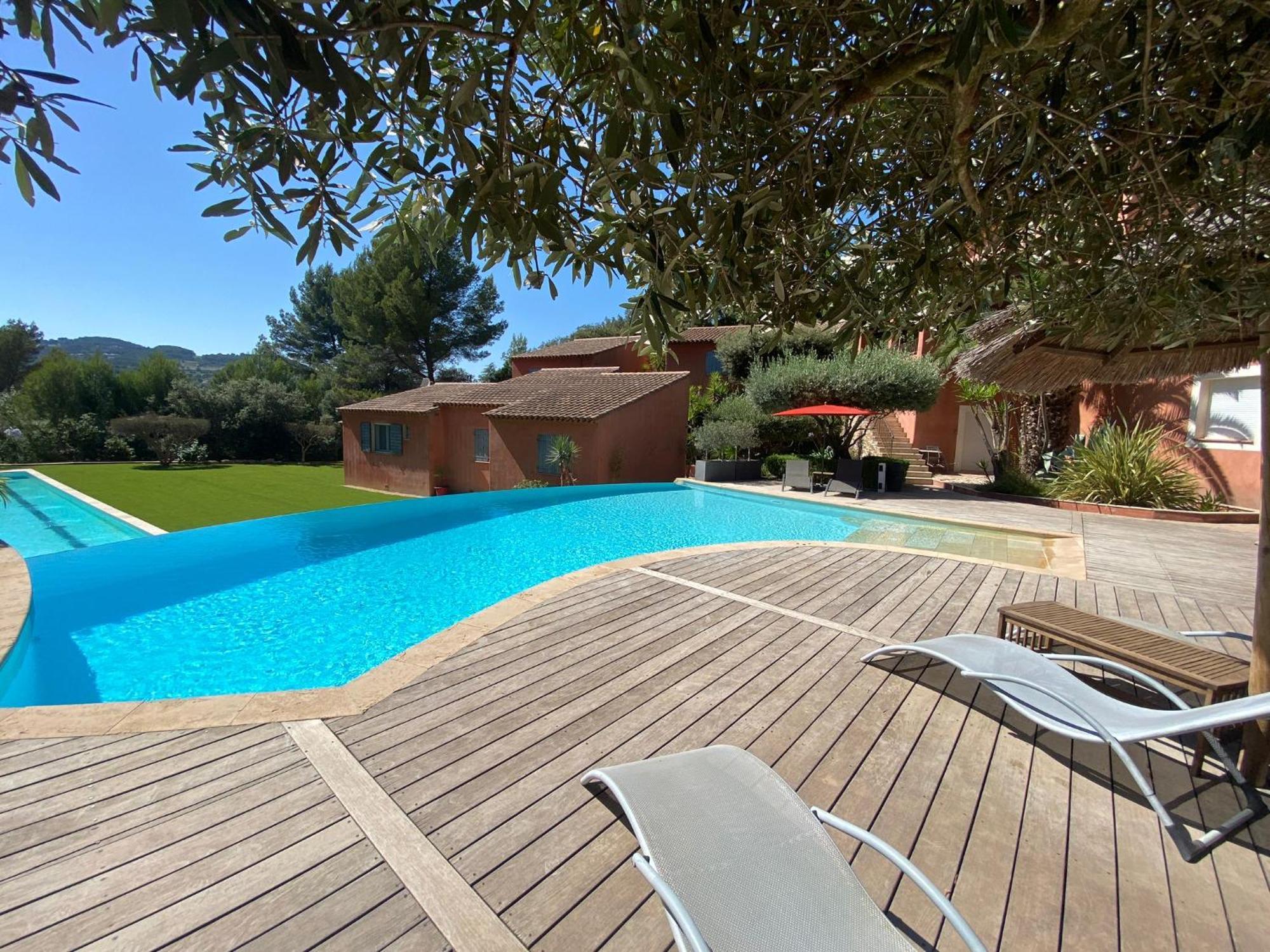 La Maison Du Castellet 勒卡斯特雷特 外观 照片