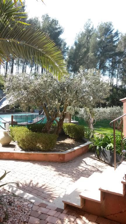 La Maison Du Castellet 勒卡斯特雷特 外观 照片